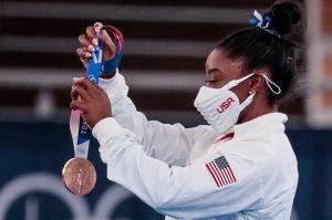 Individual gymnastic events
