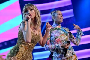 2019 American Music Awards - Roaming Show And Backstage