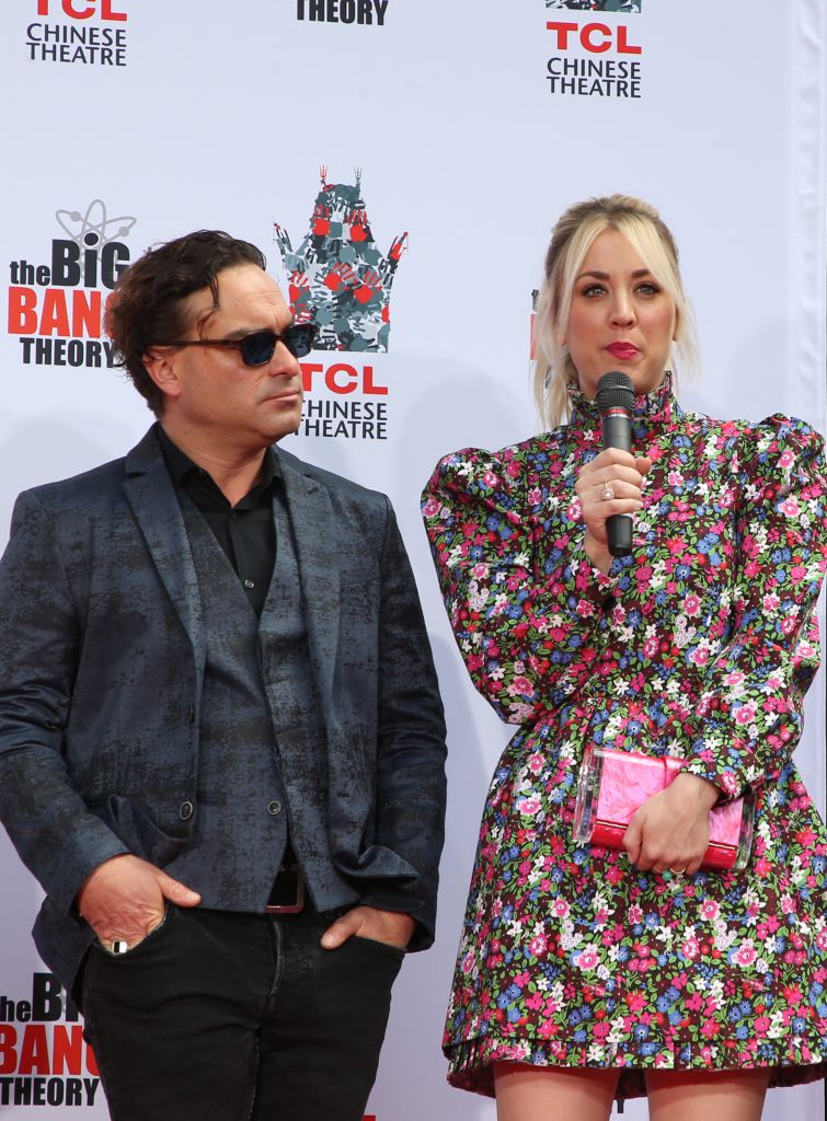 The Cast Of "The Big Bang Theory" Places Their Handprints In The Cement