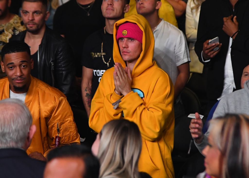 Justin Bieber Attends Logan Paul Vs KSI
