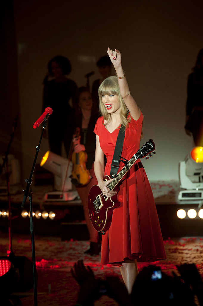 Taylor Swift - Westfield Christmas Lights
